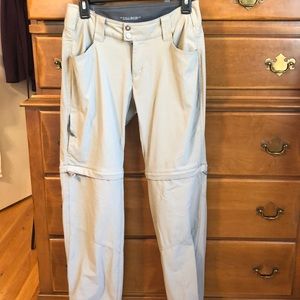 Columbia khaki sportswear pants